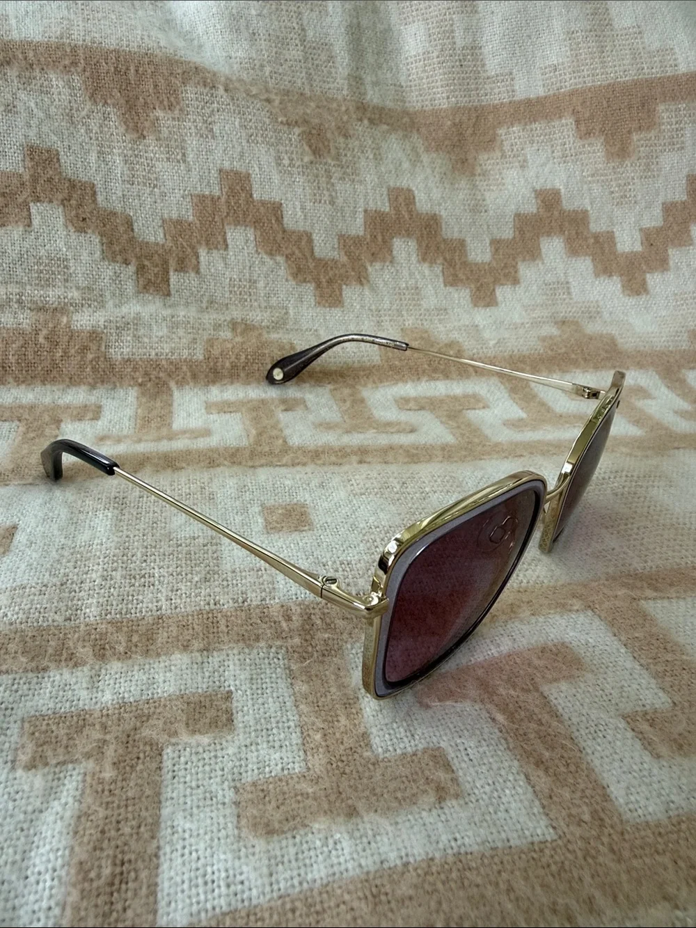 Fysh Purple Square Retro Women's Sunglasses